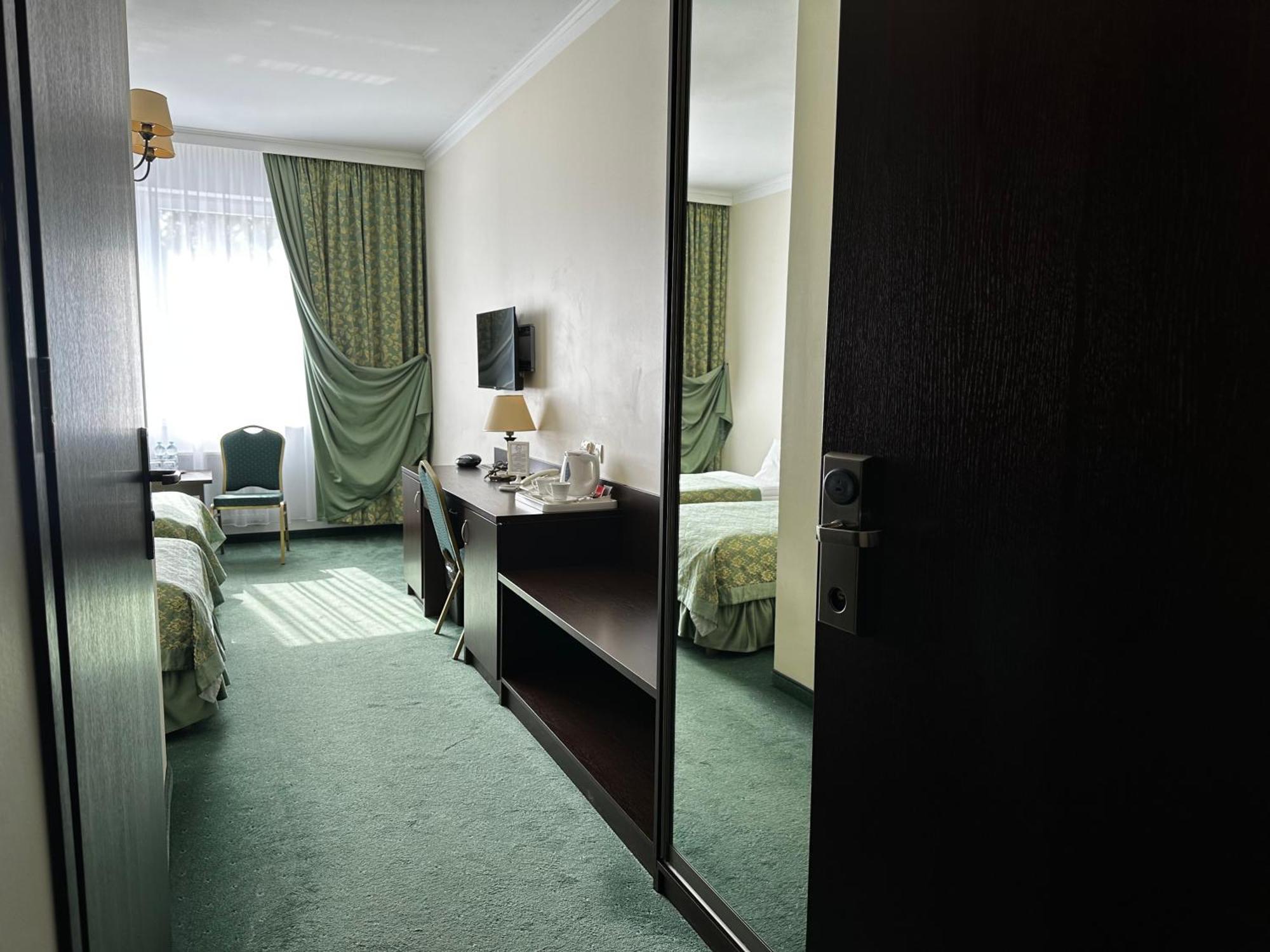 Hotel Koch 케트르진 외부 사진